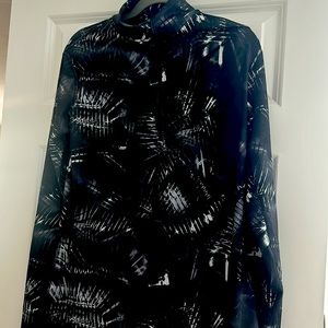 Nike Women’s Zip-up XL